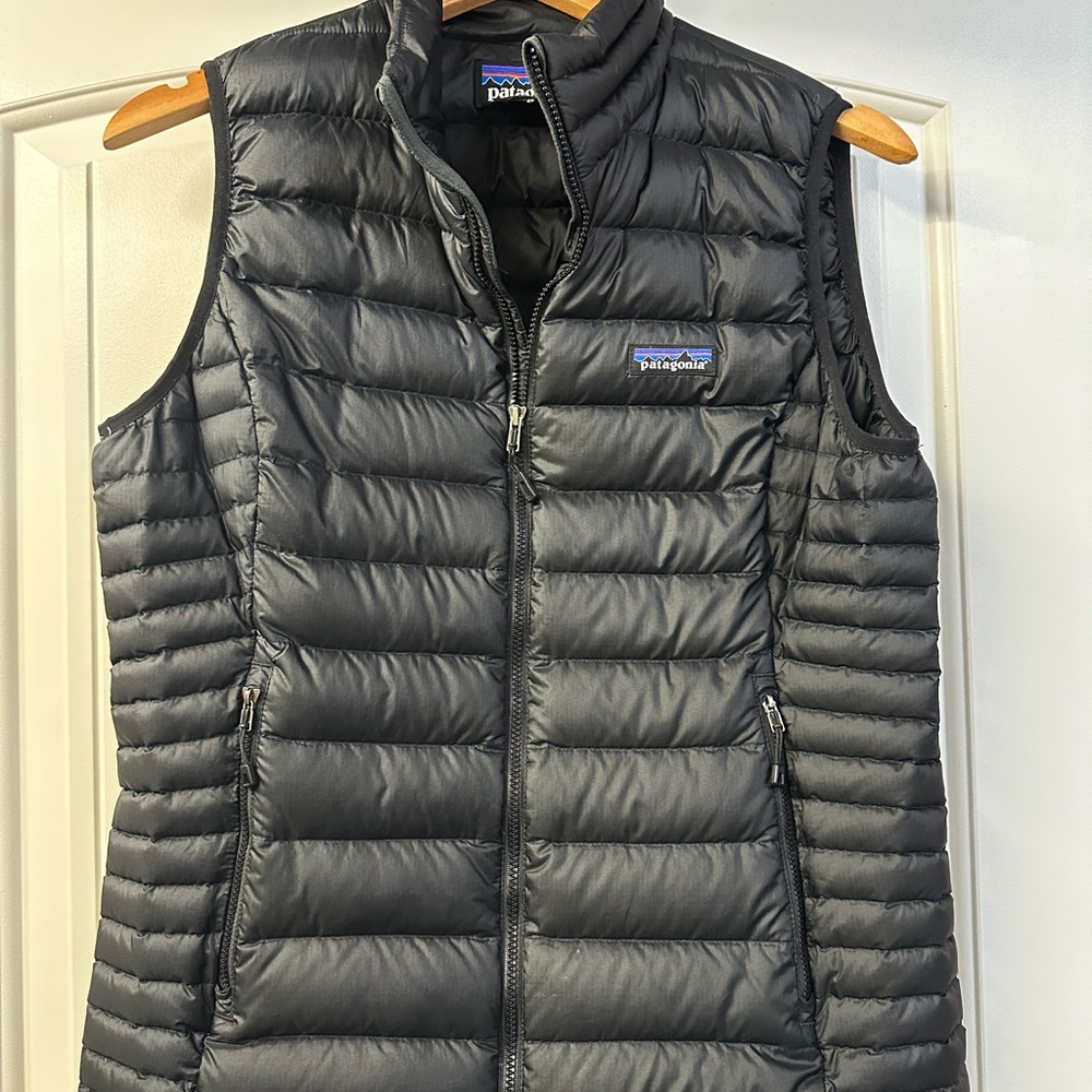 Patagonia Black Quilted Down Vest with Logo